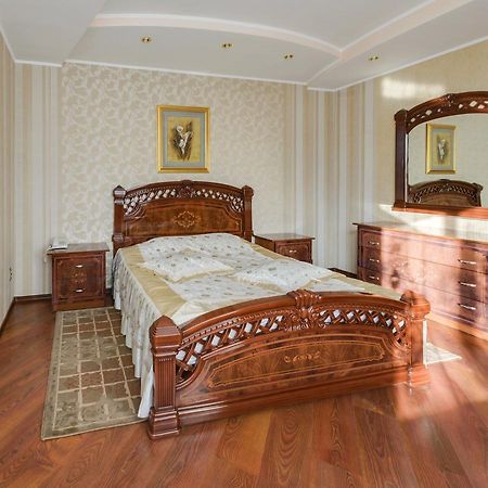 Ghostinitsa "Lina" Hotel Petropavlovszk Kültér fotó