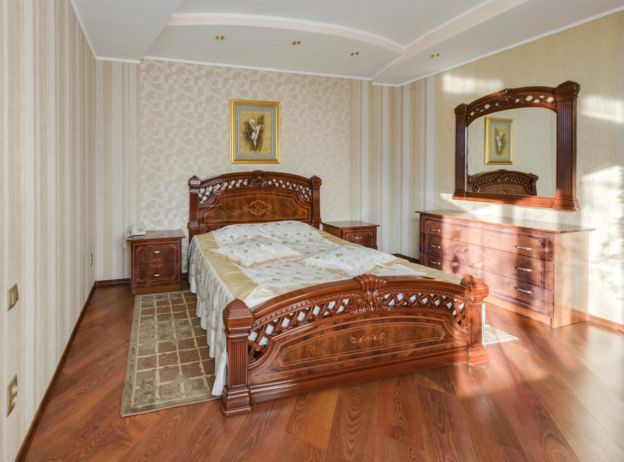 Ghostinitsa "Lina" Hotel Petropavlovszk Kültér fotó